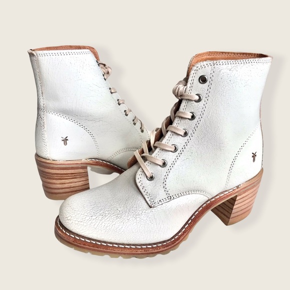 RARE Frye Sabrina 6G White Leather Retro Lace Up Combat Wood Heel Ankle Booties - Picture 8 of 16